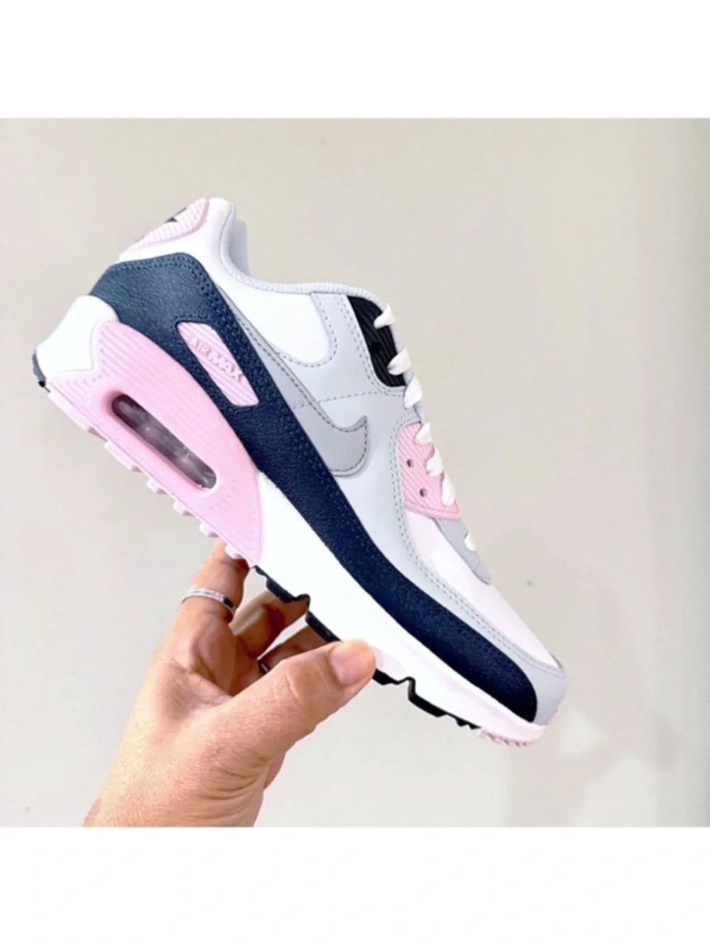 Nike Air Max 90 LTR Sneakers Size 7Y/ 8.5 Women